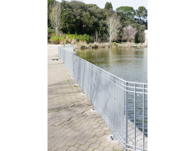 Garde-corps sur-mesure